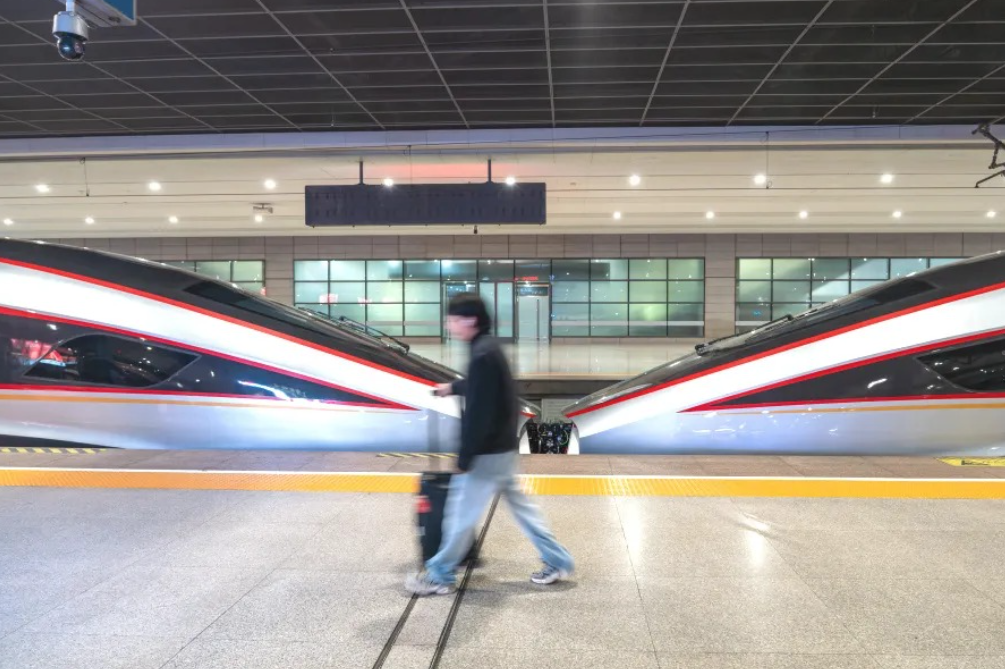 拾光纪·从“嘀嗒、嘀嗒”声中,听懂坚持党中央集中统一领导