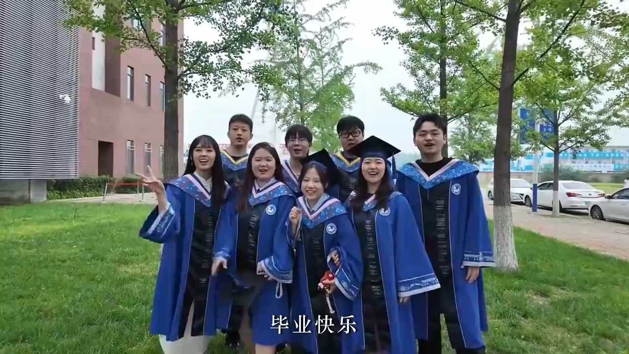 辽宁舰航母编队参加围岛演习