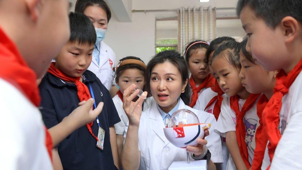 司马南在胖东来直播被劝离